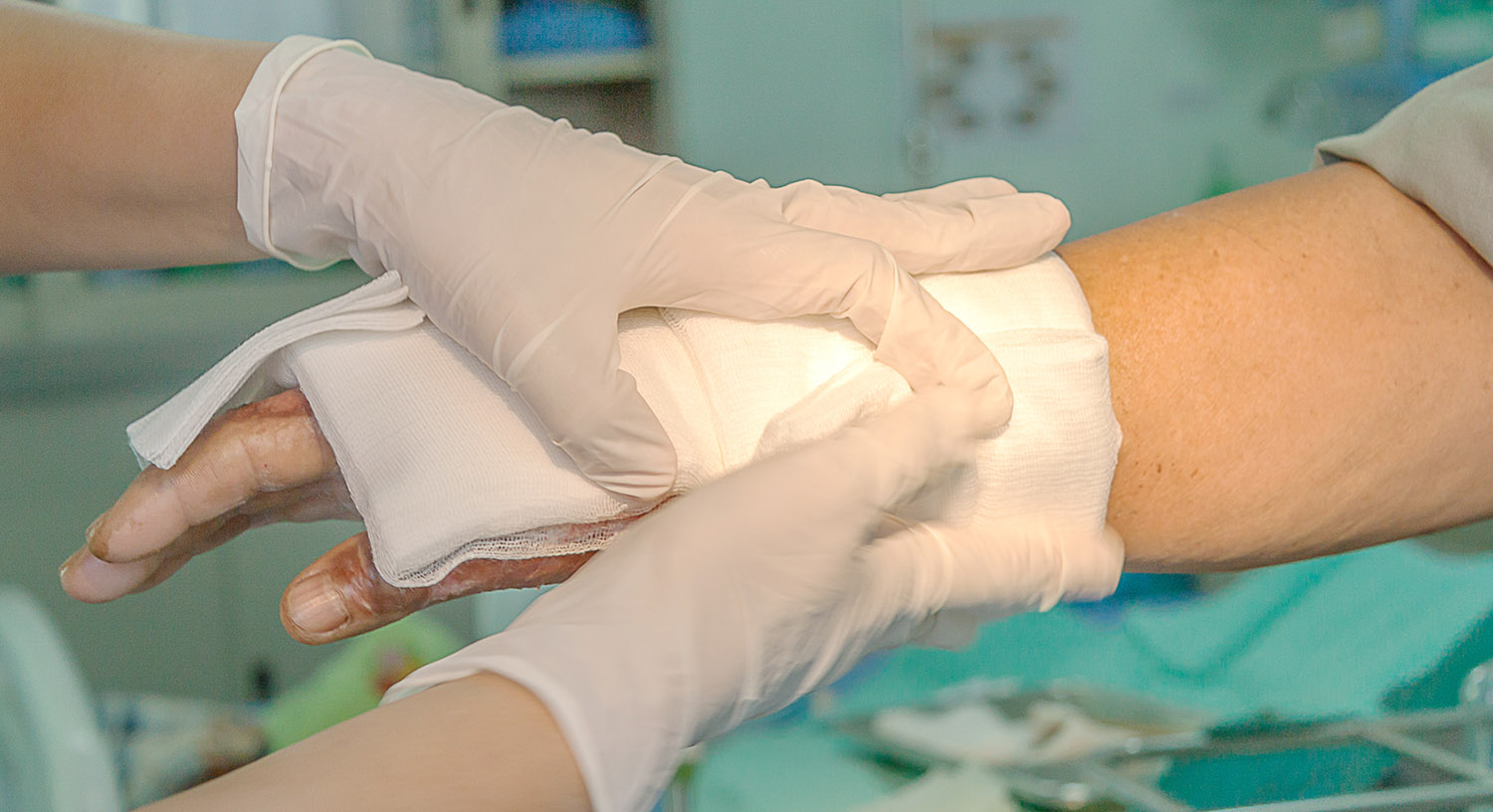 How to Know if You’re at Risk for Post-Surgical Wound Complications